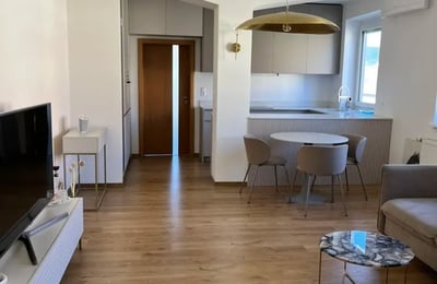 Location d’un appartement confortable de 3 pièces, 75 m², dans le quartier Nové Mesto, Bratislava, Slovaquie
